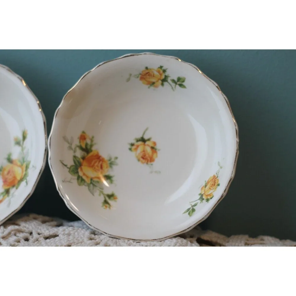 Canonsburg Yellow Rose Fruit/Dessert (Sauce) Bowl 5 1/4